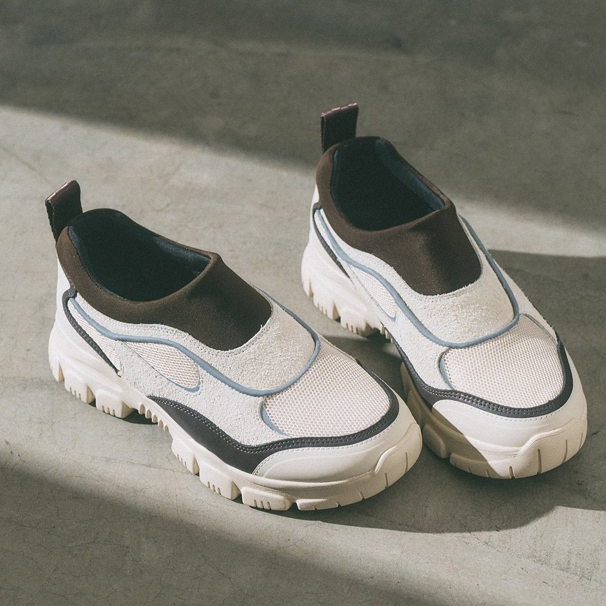 [予約/3月下旬入荷予定] SHAKA スリッポン スニーカー TREK TECH MOC AT [メンズ/レディース][2026 春夏][SK - 351] - SHAKA(シャカ)公式オンラインストア