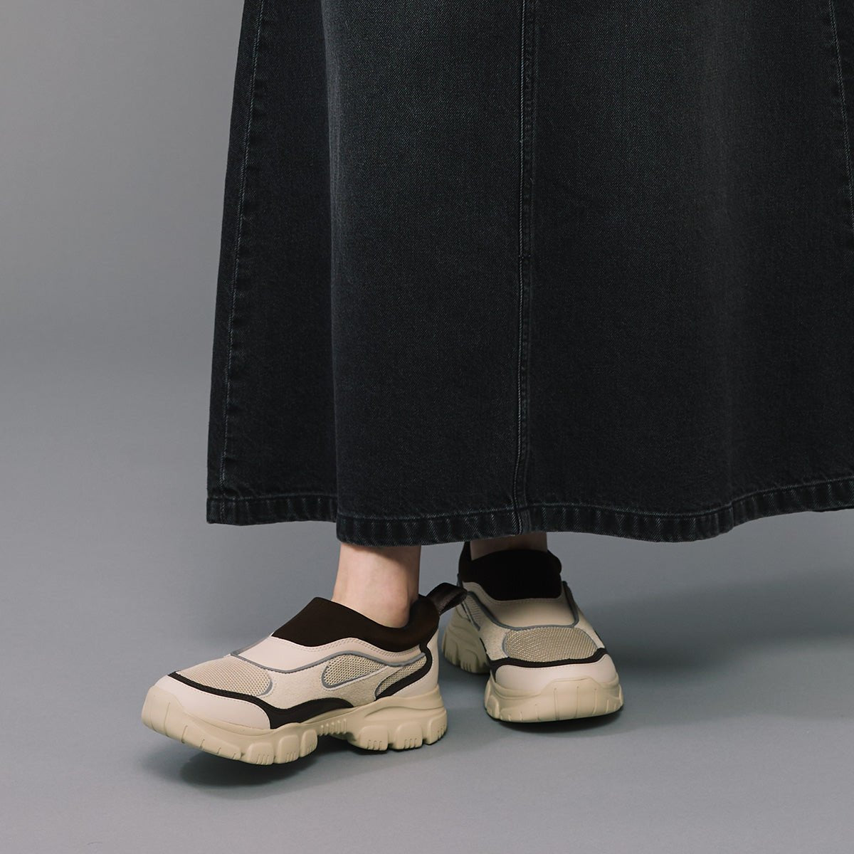 [予約/3月下旬入荷予定] SHAKA スリッポン スニーカー TREK TECH MOC AT [メンズ/レディース][2026 春夏][SK - 351] - SHAKA(シャカ)公式オンラインストア