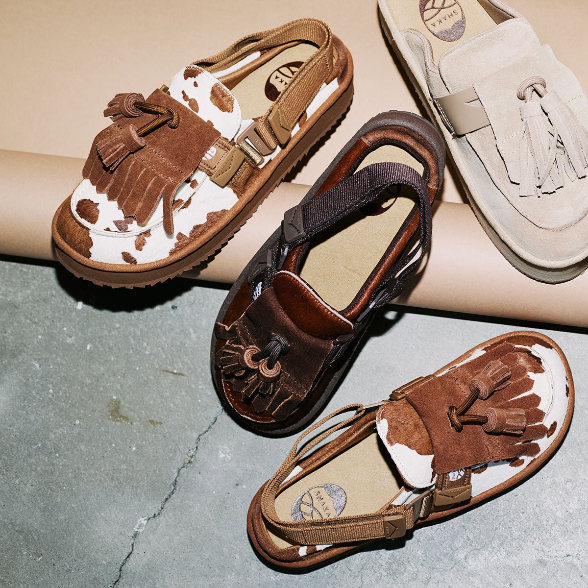 [予約/9月下旬入荷予定]SHAKA キルトタッセル付きミュールサンダルMOC MULE TASSEL COWHAIR [メンズ/レディース][2025 秋冬] SK - 339 - SHAKA(シャカ)公式オンラインストア