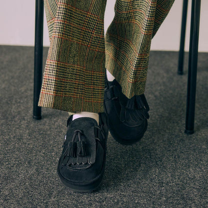 SHAKA キルトタッセル付きミュールサンダルMOC MULE TASSEL SUEDE [メンズ/レディース][2025 秋冬] SK-296