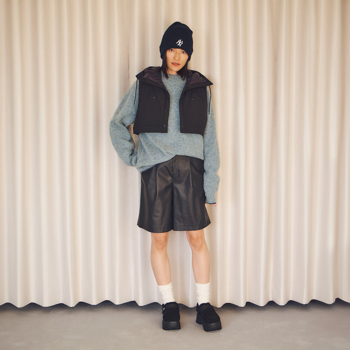 SHAKA 厚底クロッグサンダルSNUG CLOG MOUTON CHUNKY [レディース][2025 秋冬] SK-300