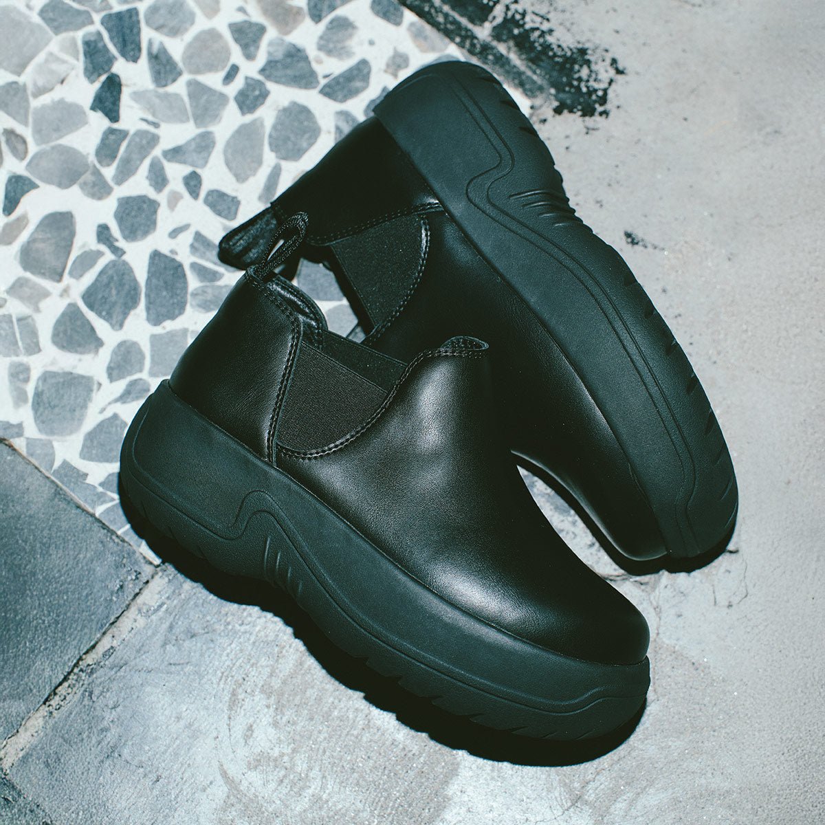 SHAKA ショート丈サイドゴアブーツSHORT CHELSEA EVOL CHUNKY [レディース][2025 秋冬] SK - 336 - SHAKA(シャカ)公式オンラインストア