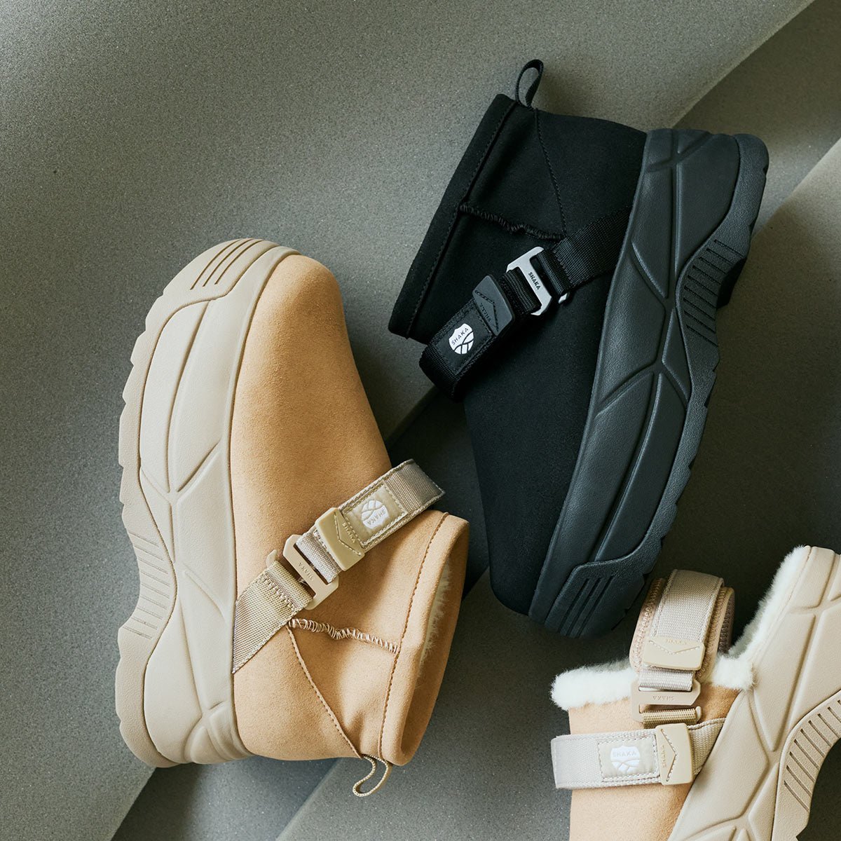 SHAKA 厚底ショートムートンブーツSHORT MOUTON BOOTIE CHUNKY
