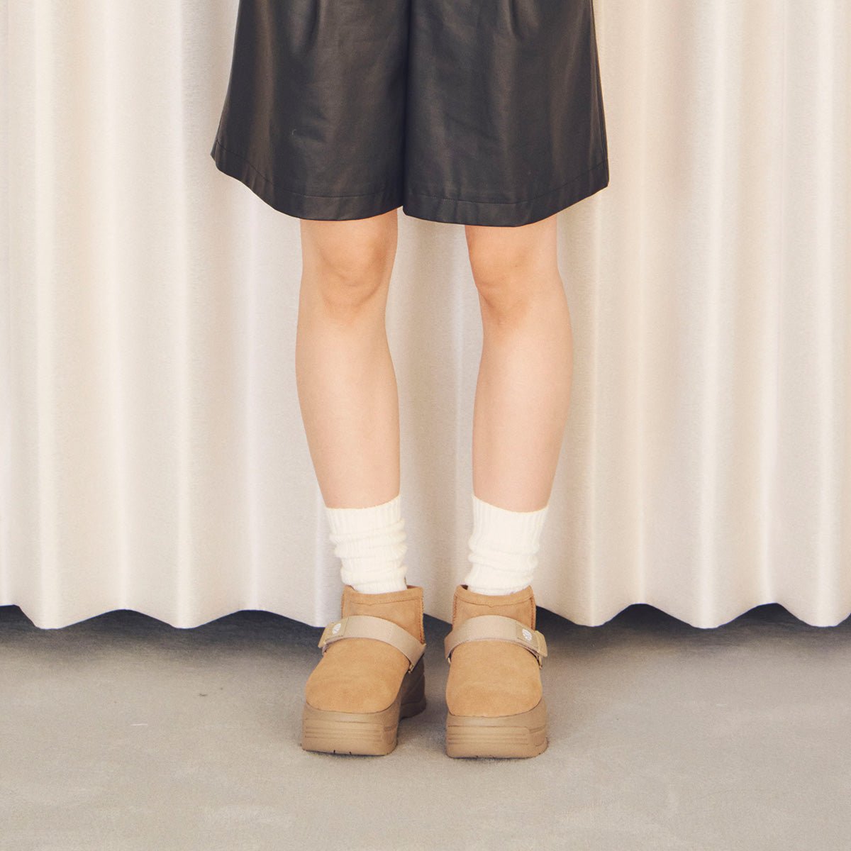 SHAKA 厚底ショートムートンブーツSHORT MOUTON BOOTIE CHUNKY [レディース][2025 秋冬] SK - 299 - SHAKA(シャカ)公式オンラインストア