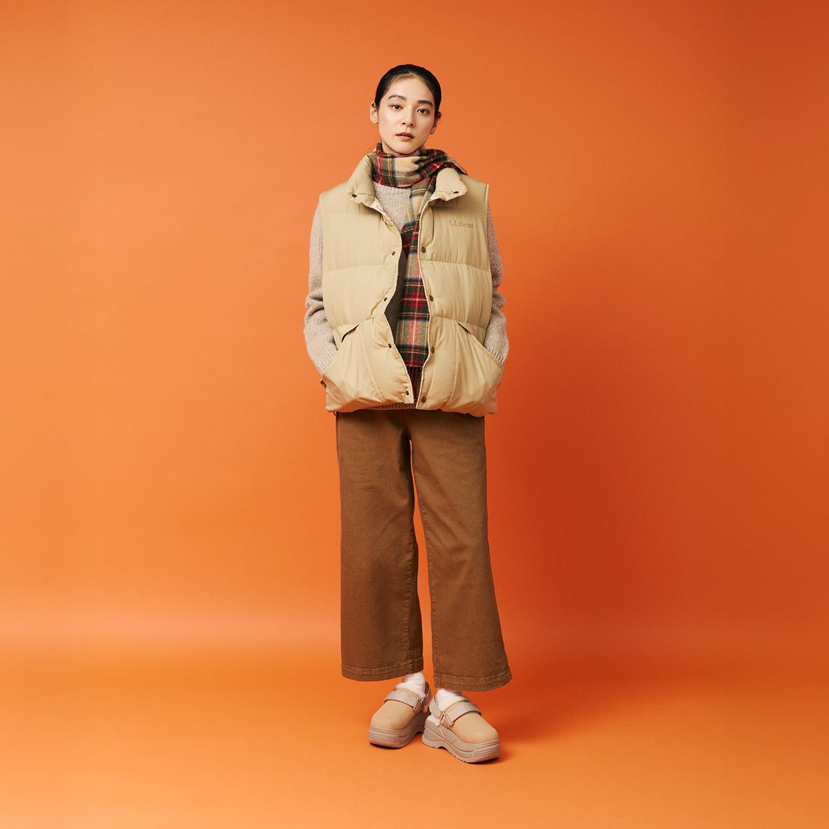 SHAKA 厚底クロッグサンダルSNUG CLOG MOUTON CHUNKY [レディース][2025 秋冬] SK - 300 - SHAKA(シャカ)公式オンラインストア