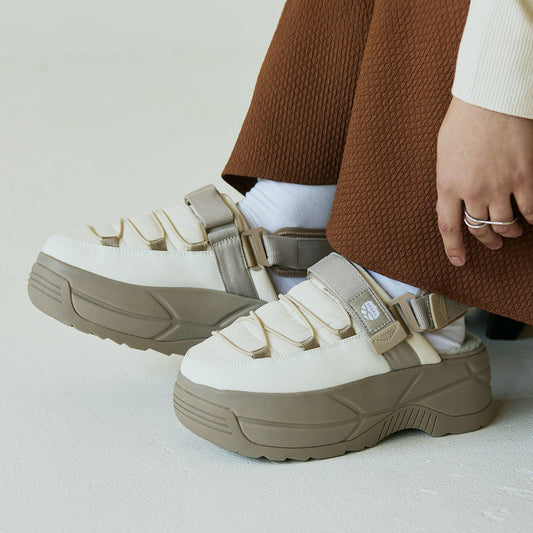 SHAKA 厚底 クロッグ サンダル SNUG CLOG QUILTING CHUNKY [レディース][2024 秋冬] SK - 301 - SHAKA(シャカ)公式オンラインストア