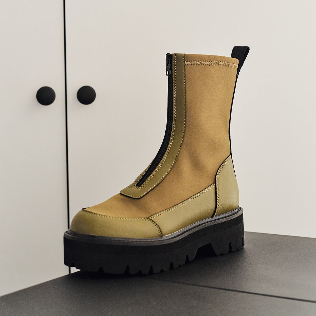 SHAKA センタージップブーツZIP THICK TANK BOOTIE [レディース][2025