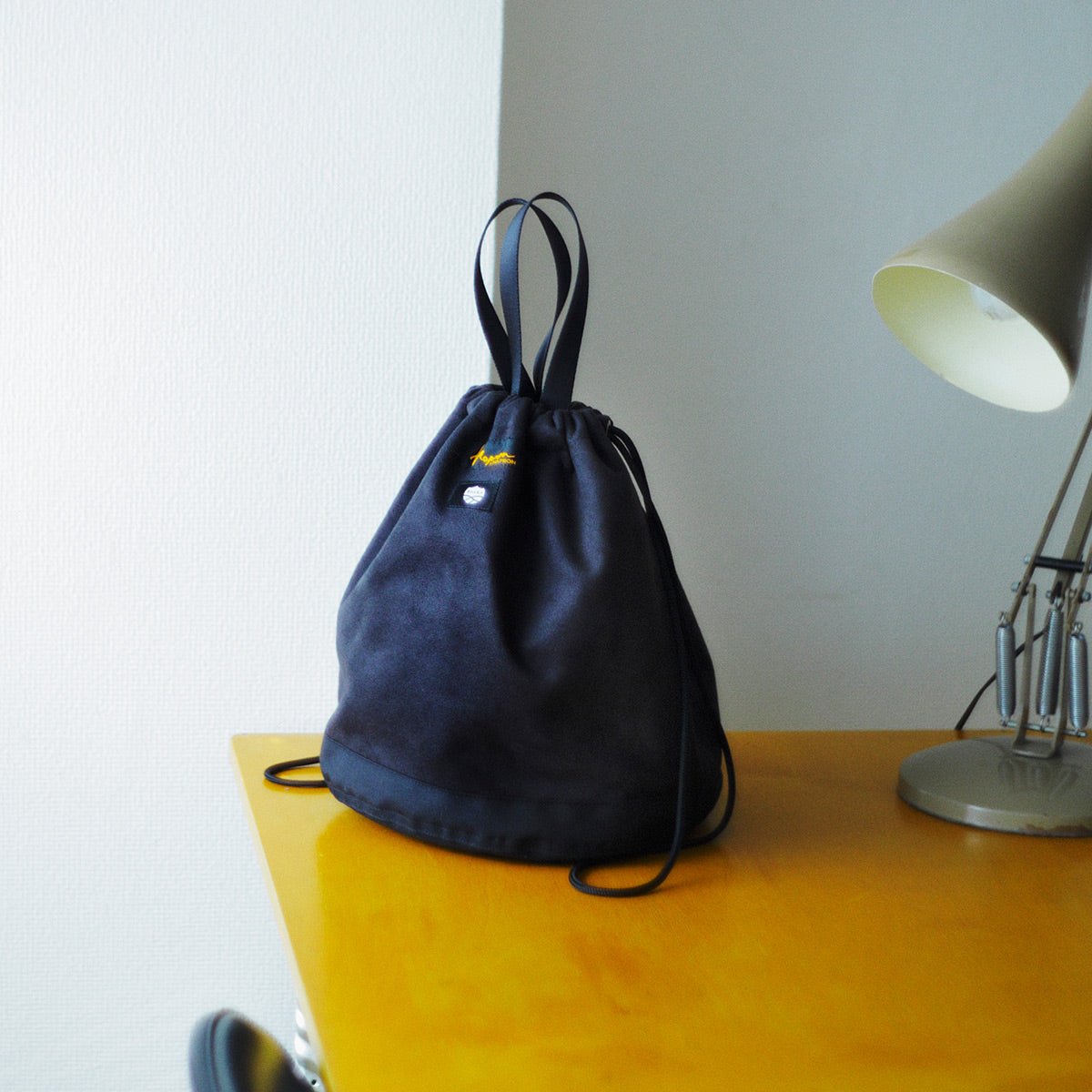 [コラボ] SHAKA×NAPRON フェイクスエード ペイシェントバッグ FAUX SUEDE PATIENTS BAG [メンズ/レディース] [2024年秋冬] NP - OT207 - SHAKA(シャカ)公式オンラインストア